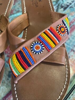 Aspiga Beautiful Size 39 Tan Leather Slide Sandals - Multicolor Hand Bead Work
